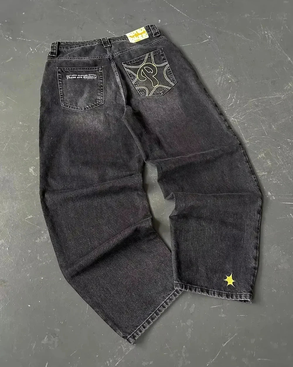 Loose Fit Embroidered Wide-Leg Jeans