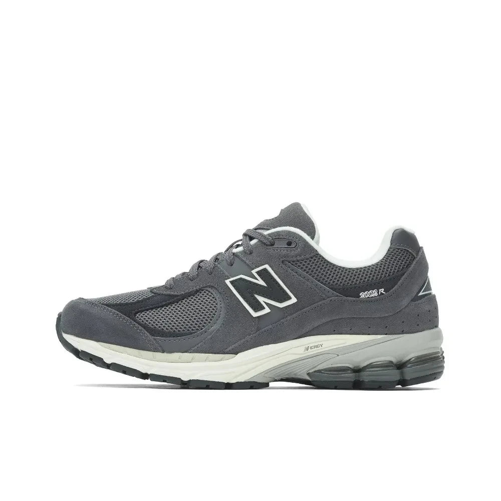 New Balance 2002R Low-Top Sneakers